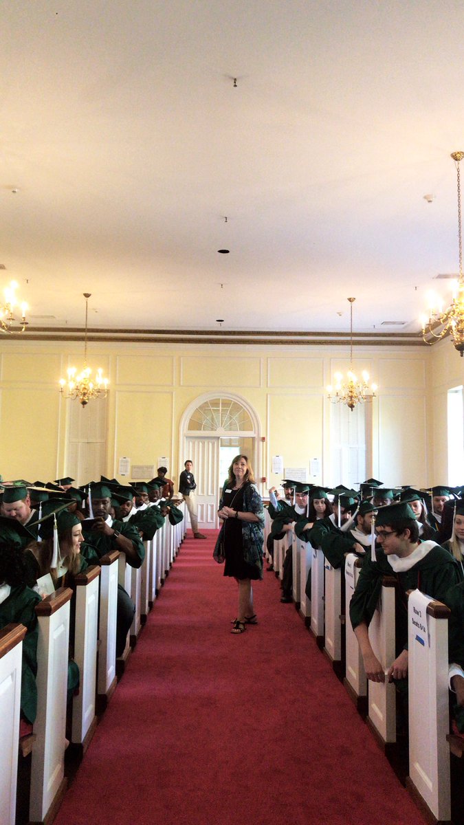 WPeaceU's tweet photo. #WPUGrad2019 https://t.co/y8vo5hj49c