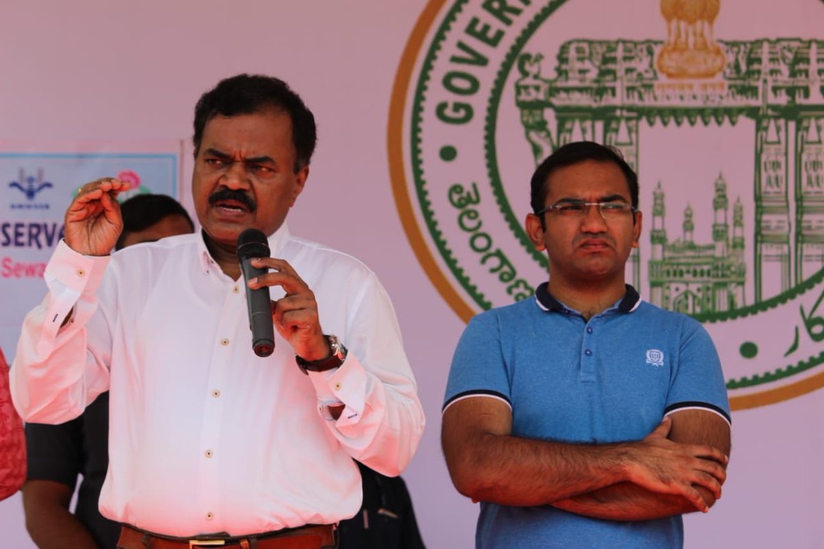 musharraf_ias's tweet photo. Its with citizen’s participation that Hyderabad can become world class city

@CommissionrGHMC &amp; TeamGHMC launched #SaafHyderabad #ShaandarHyderabad campaign today with 1000 volunteers @ Chacha nehru park

Come join the movement &amp; be a true #Hyderabadi
#MyHyderabadMyResponsibility https://t.co/zIiooEjfkw