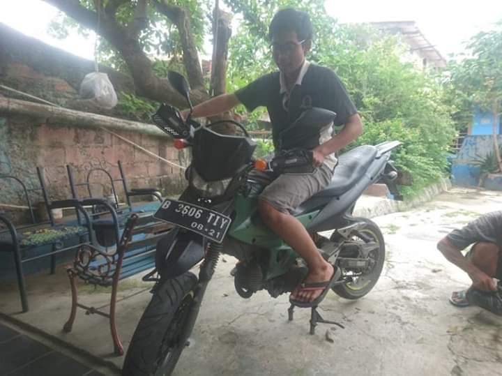 Mau gaya apa aja keren #kawasaki ax