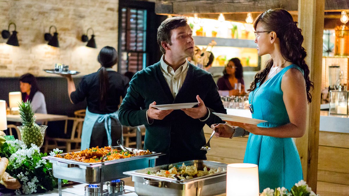VisionTV's tweet photo. You can always count on a #LostLetterMysteries movie to brighten up your Saturday! Our #POstables deliver a soldier’s letter from Afghanistan while Oliver’s estranged father arrives with shocking news. #SignedSealedDelivered: Truth Be Told airs at 6pm ET. https://t.co/ud9yRhXBBC https://t.co/x8uuzEWTAj