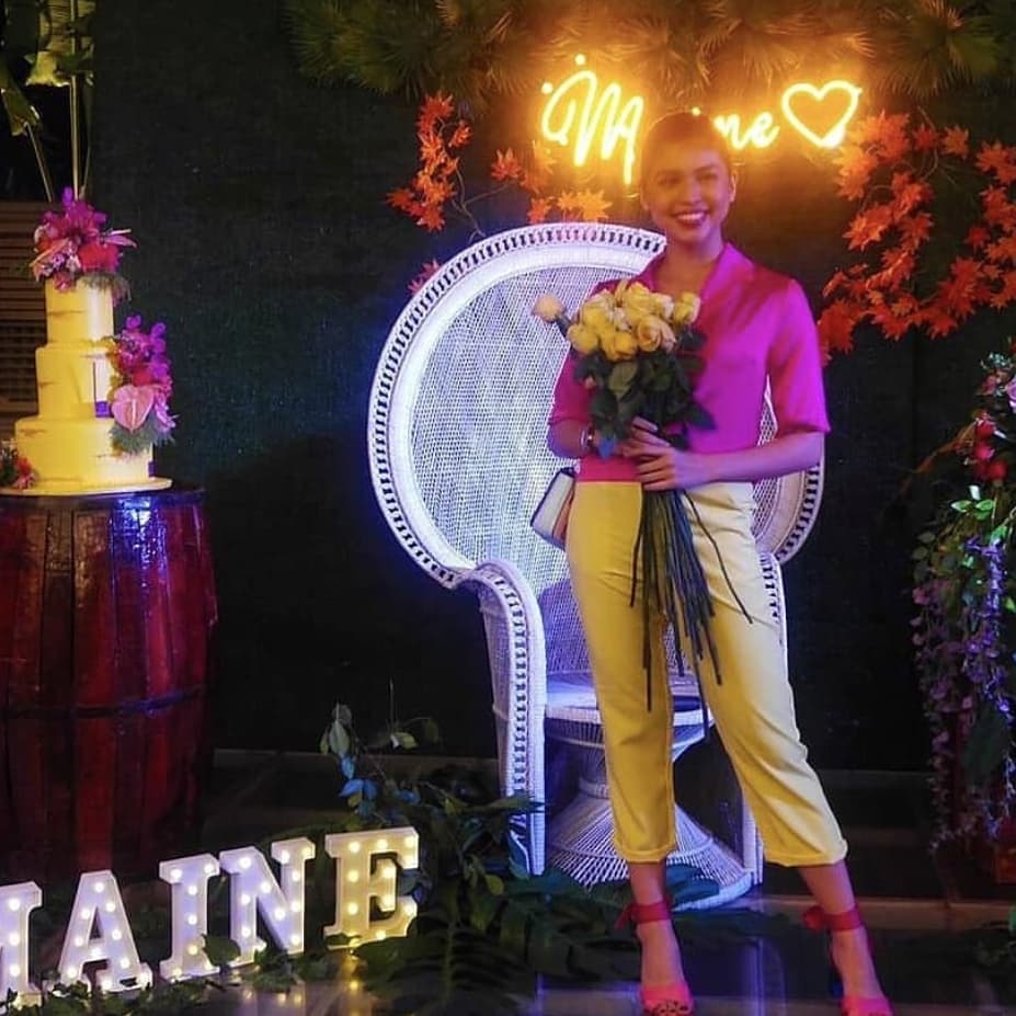 Ganda mo dear <a href="/mainedcm/">Maine Mendoza</a>
<a href="/MAINEnatics_OFC/">Maine Mendoza OFC</a> #MaineAt24HavanaNight