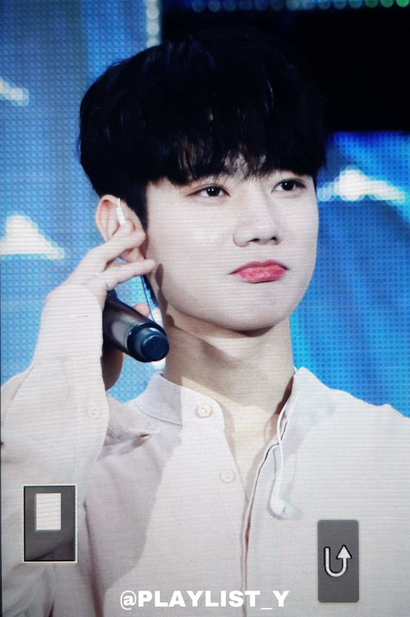 Playlist_Y's tweet photo. 190504 코엑스 C-Festival 오늘의 용근이 미리보기! 

٩(๑∂▿∂๑)۶♡

#조용근 #용근 #디원스 #D1CE
@officialD1CE https://t.co/8ucvayFFDY