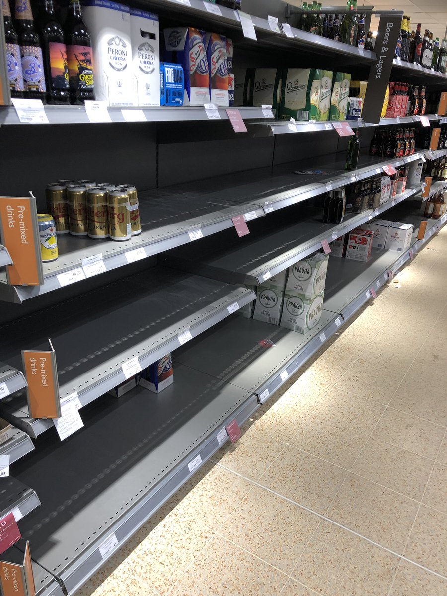 Waitrose in Twickenham has run out of beer #ArmyNavyRugby