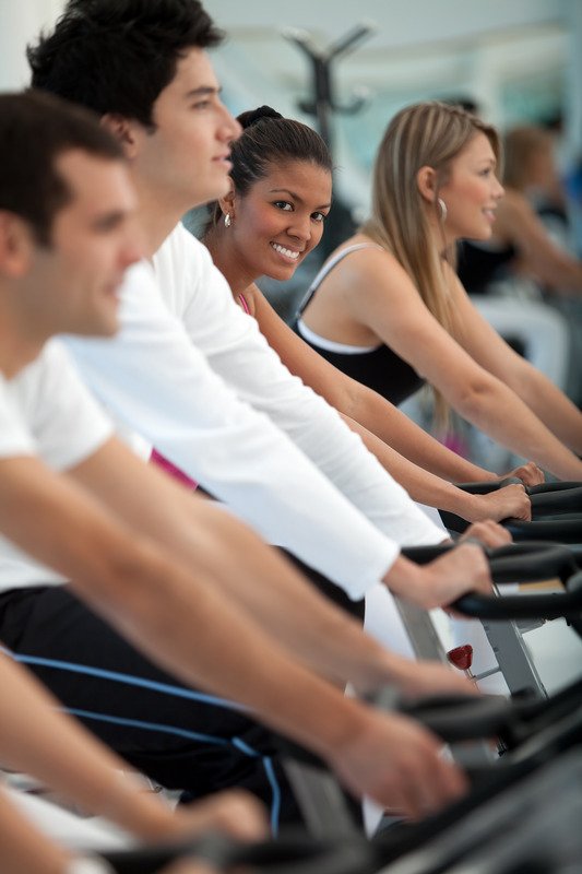 FrostBankTower's tweet photo. Add a little fire 🔥 to your day by breaking a sweat at your downtown SoulCycle morning and afternoon classes available today. 🚴‍♀️ https://t.co/acHHZIn7F2  #401congress #frostbanktower #fbt #atx #austin #austintexas #downtownaustin #congressave #maythe4th #soulcycle https://t.co/qjXg2LOULe