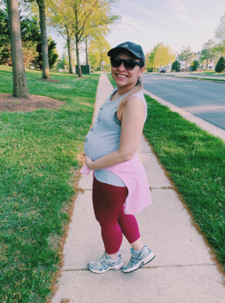 VIPdeskConnect's tweet photo. 😎 Congrats again to Andreia for winning the #FitnessChallenge at VIPdesk and getting her @Lululemon gift card! Keep going, girl! #VIPdesk #team #healthchallenge https://t.co/fwpWP9iPYe