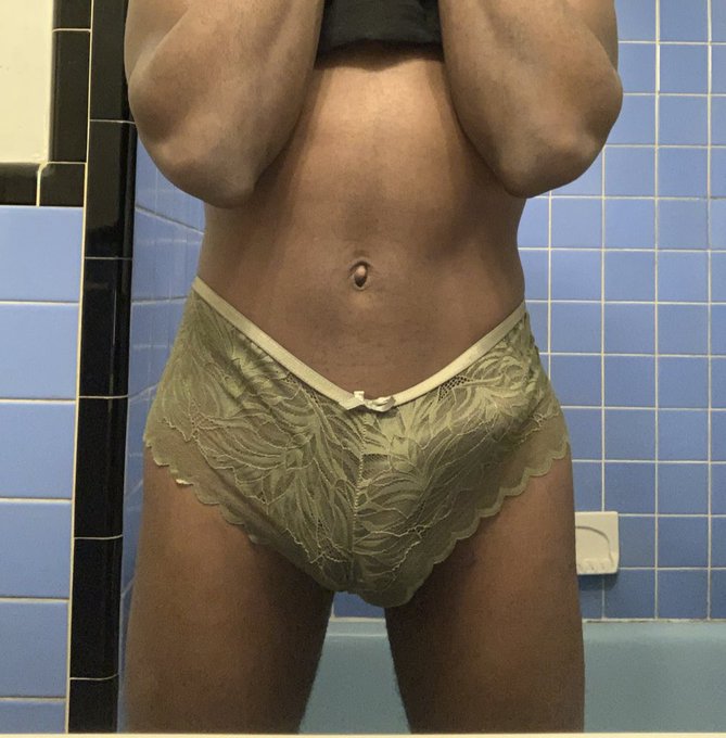 Shaved or not shaved is the question rt like and maybe she will show face soon........ https://t.co/<a href="/tag/wetter"class="tags"><span>#wetter</span></a><a href="/tag/bedwetter"class="tags"><span>#bedwetter</span></a><a href="/tag/gooddick"class="tags"><span>#gooddick</span></a><a href="/tag/bestsex"class="tags"><span>#bestsex</span></a><a href="/tag/crazyd"class="tags"><span>#crazyd</span></a>