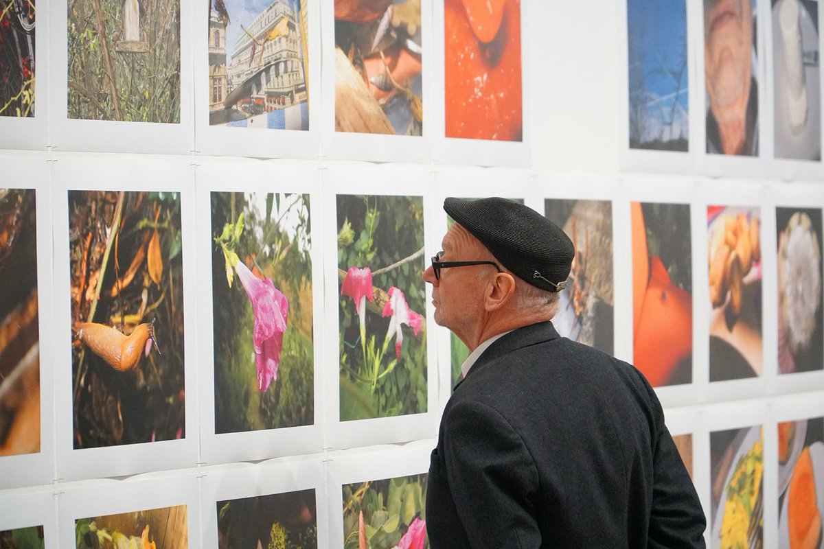AlbertinaMuseum's tweet photo. The artist #ManfredWillmann in front of his photos at #AlbertinaWillmann. On view till 26 May.
👉 https://t.co/tg9Db9dkVL https://t.co/OaaOxZ3SFG