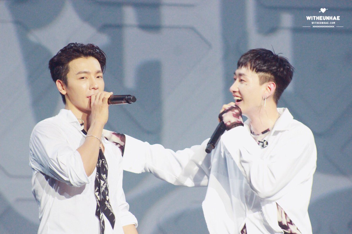 Ahyuk4's tweet photo. bout you=hyuk jae https://t.co/W6apT2IiFB