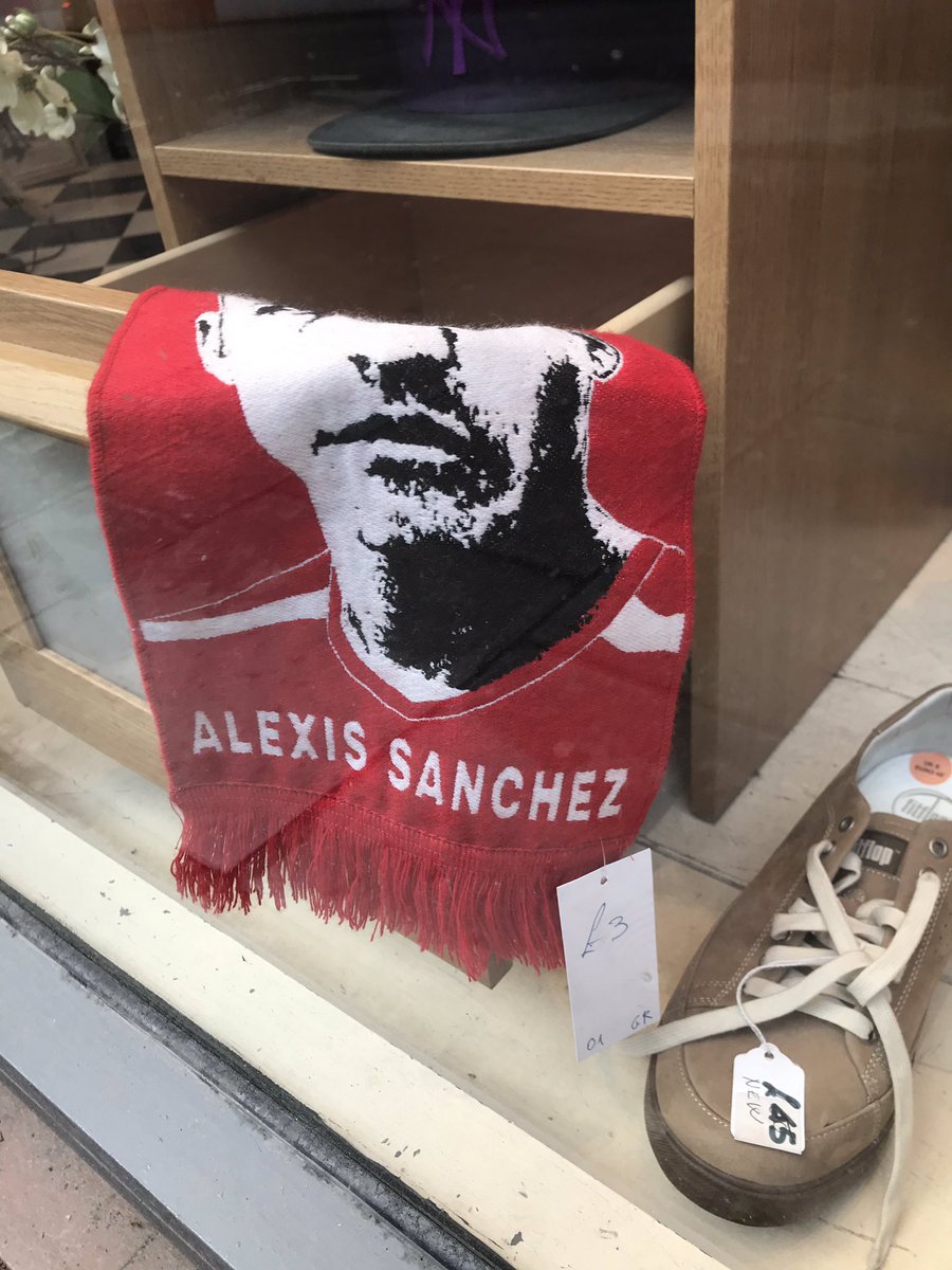 Arsenal49's tweet image. Oh dear, how the mighty have fallen