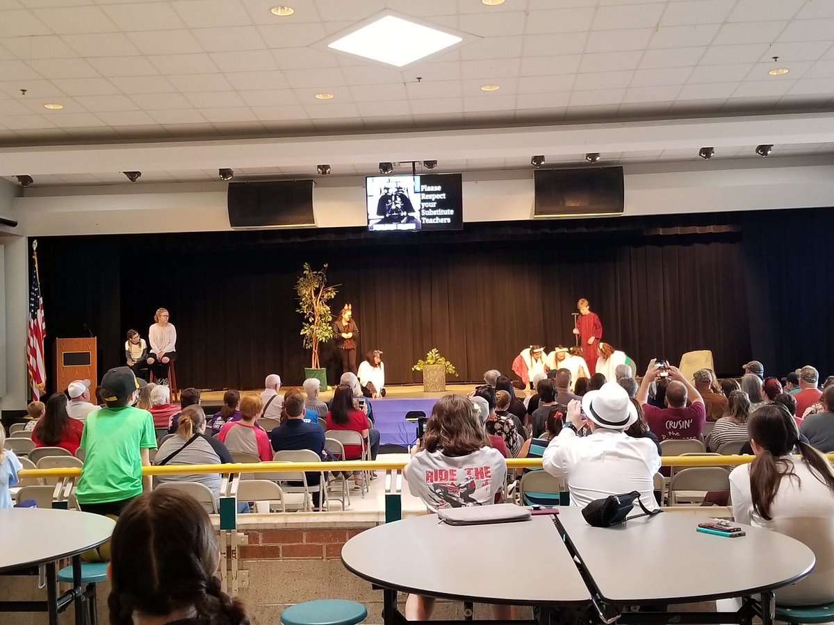 katellio1's tweet photo. Public performance at Royse City Middle School! https://t.co/xHPmG57sg0