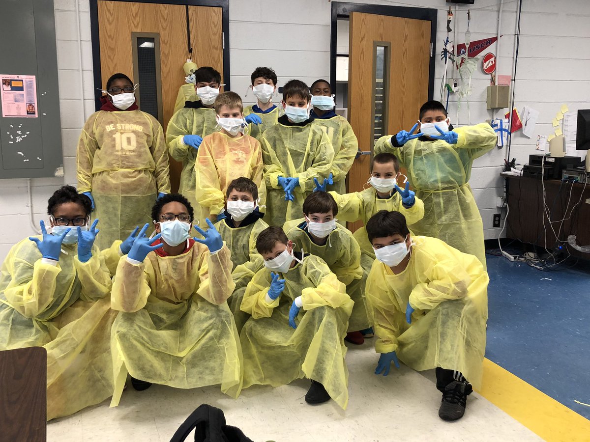 dchipley's tweet photo. Future medical professionals #whyiteachlbc #affecttheculture https://t.co/jIMHC6RrWD