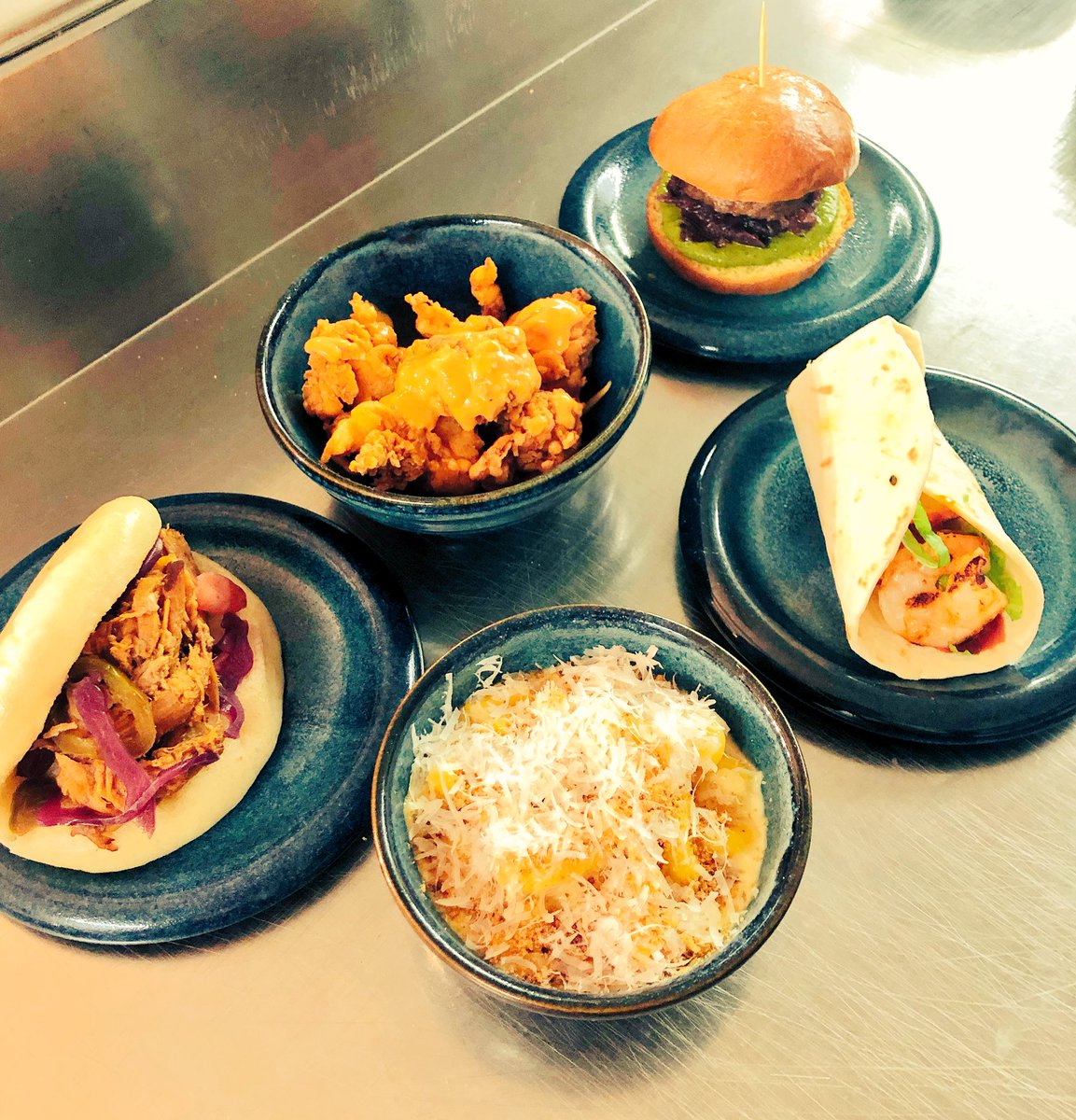 henleybistro's tweet image. Not what usually comes out of the kitchen on a Saturday night but it’s what the birthday girl wanted! #sotasty Bao bun and pulled pork. buttermilk chicken with harissa yoghurt. Slider with chimichurri. Mac and cheese. Chargrilled prawn wrap and chilli sauce 👊