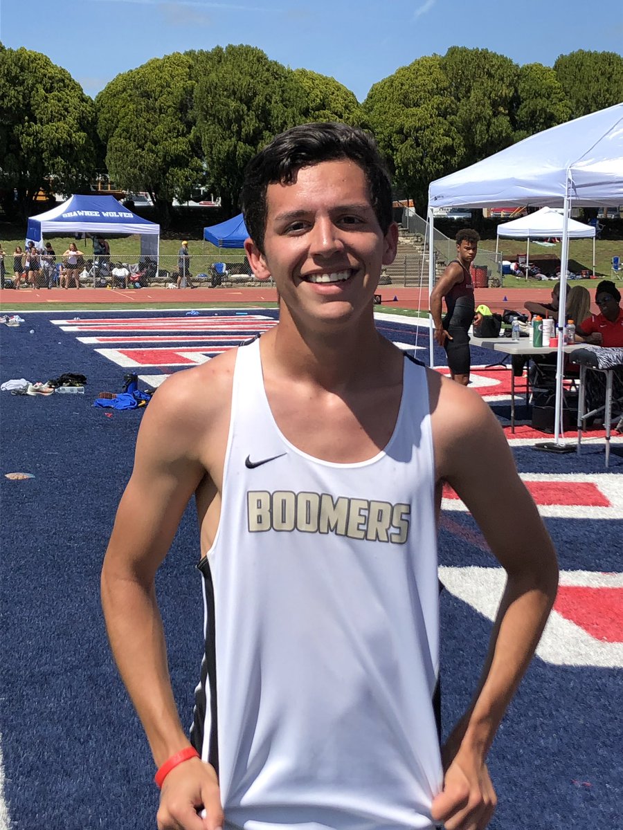 Regional Champion in the 800 <a href="/MilesKahoe3/">Miles Kahoe</a>