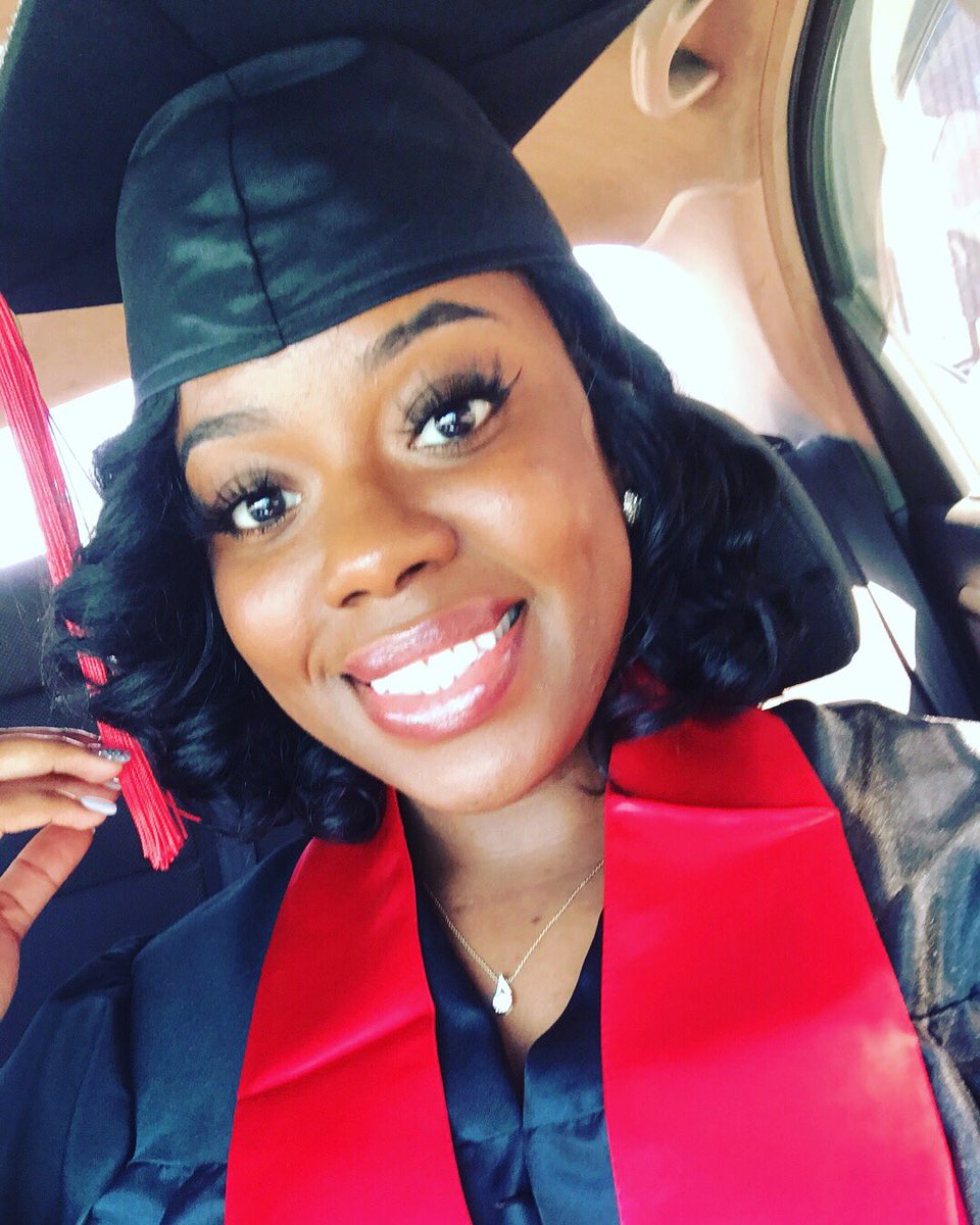 GabrielleILuvME's tweet image. #GradCCC #MXC #graduationDay #Grad2019