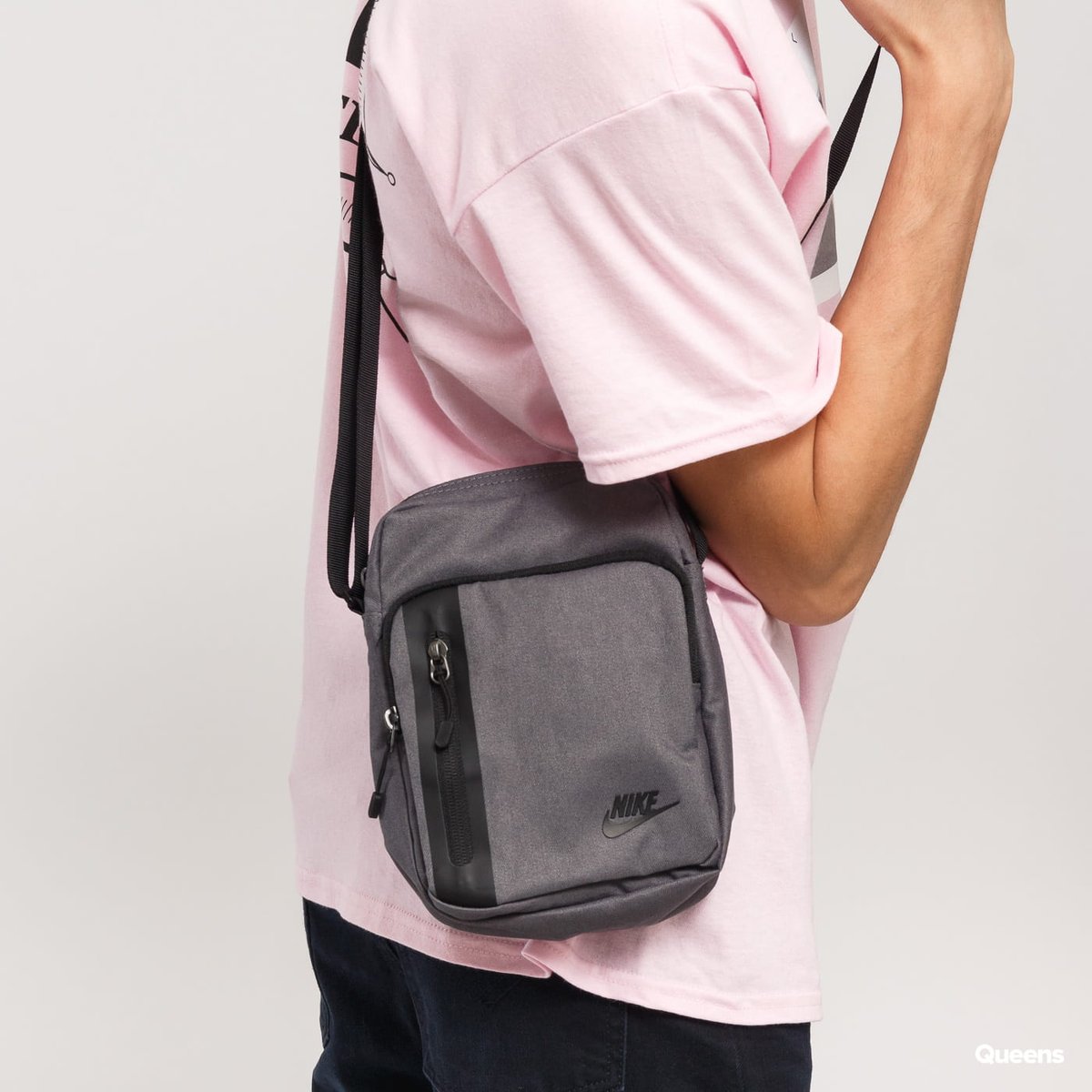 nike core small items 3.0 bag