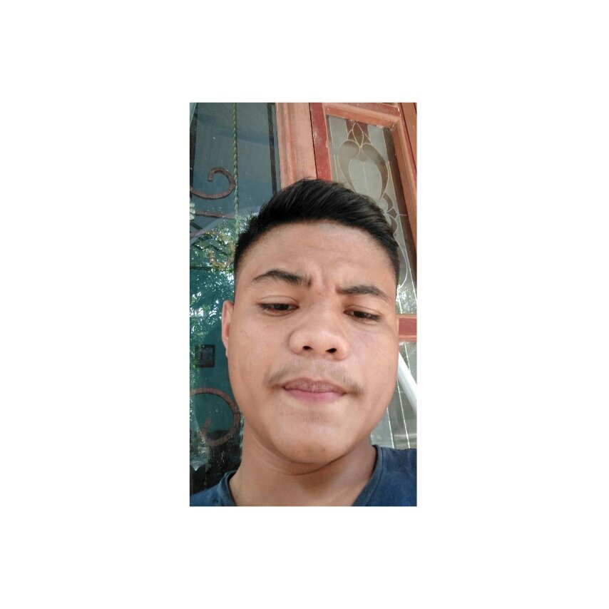 fajarpradipta76's tweet photo. Mau gua? Chat aja
#RecehkanMalming 
#LoveStory 
#RamadhanKareem https://t.co/Sgdzt2lfoO