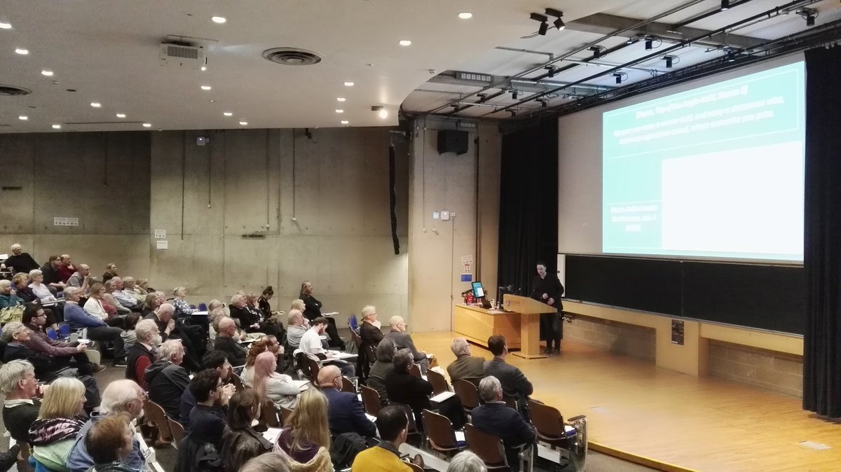 @PETECROOKS giving us a fantastic concluding paper drawing the strands of the past together after two and a half days of discussion on <a href="/invasion1169/">Invasion 1169</a>