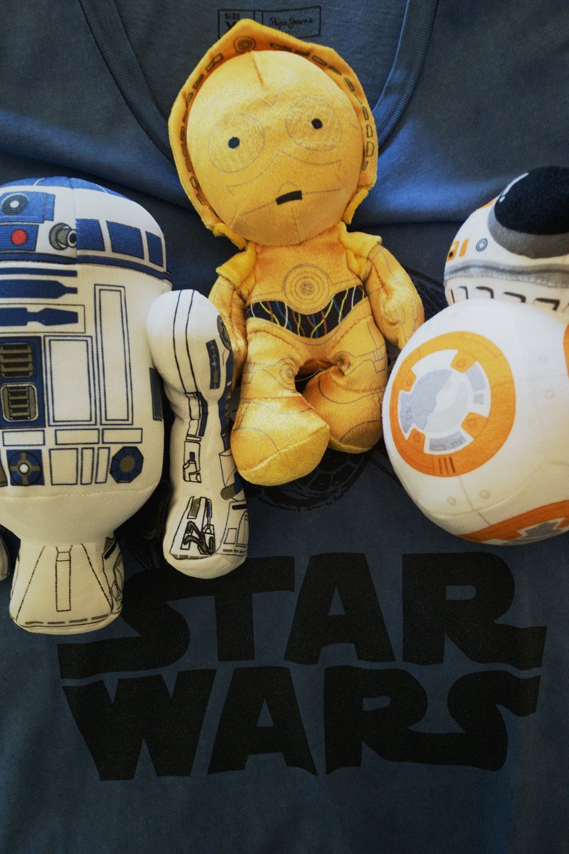 sercomi's tweet photo. Feliz 4 de Mayo #MayThe4thBeWithYou https://t.co/zcfEUkwOV1