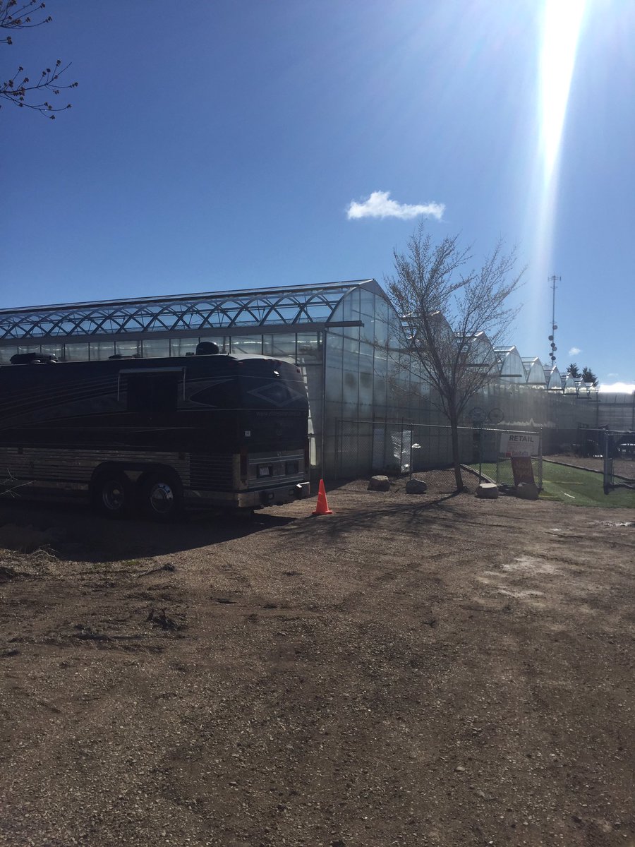 JeffBateman7's tweet photo. Cougar prowl greenhouse tour 2019 https://t.co/fgm1fDaEvn