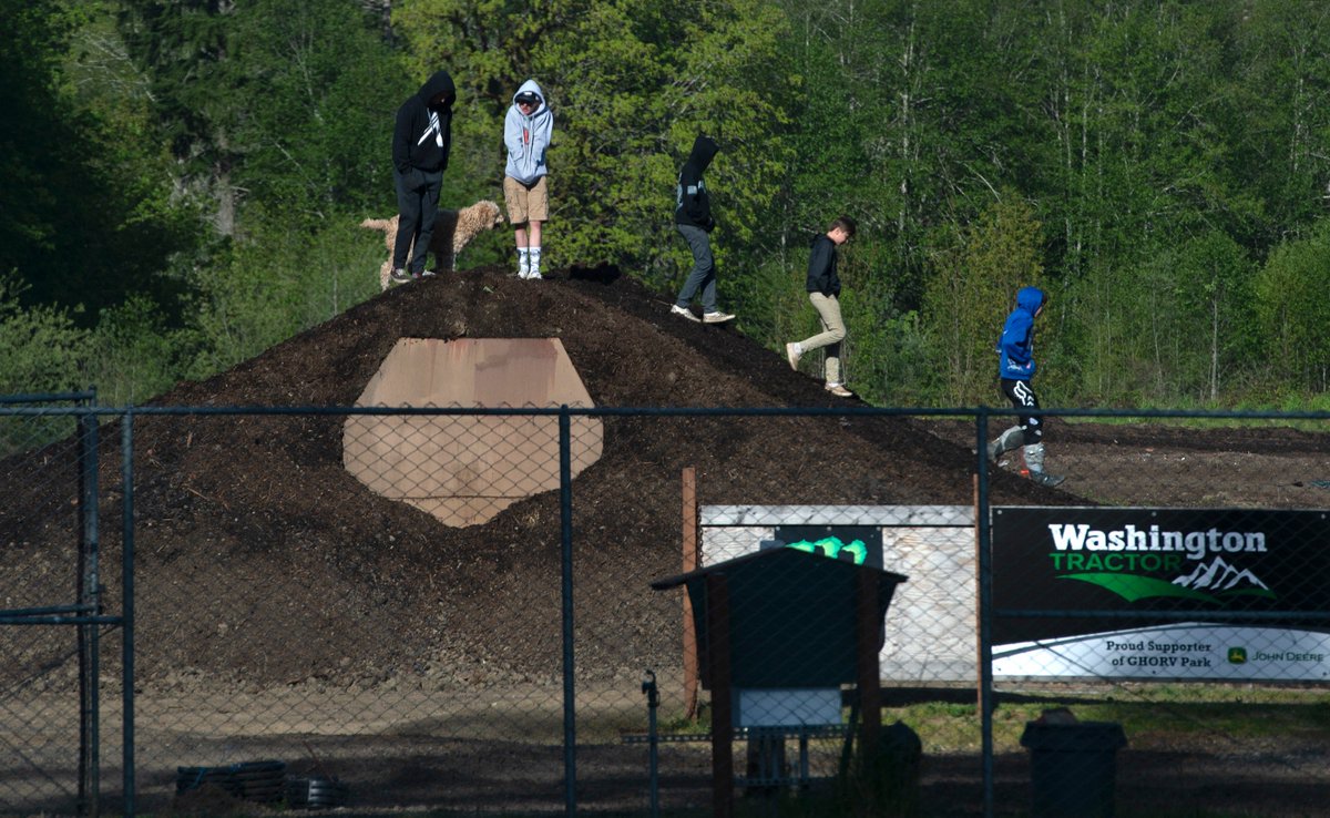 tonyoverman (@tonyoverman) on Twitter photo Riders check out the new additions to the motocross track on beautiful Opening Day <a href="/GraysHarborORV/">GraysHarborORV</a> Come out and watch...new this year: $0 spectator fee! Riders check out the new additions to the motocross track on beautiful Opening Day <a href="/GraysHarborORV/">GraysHarborORV</a> Come out and watch...new this year: $0 spectator fee!