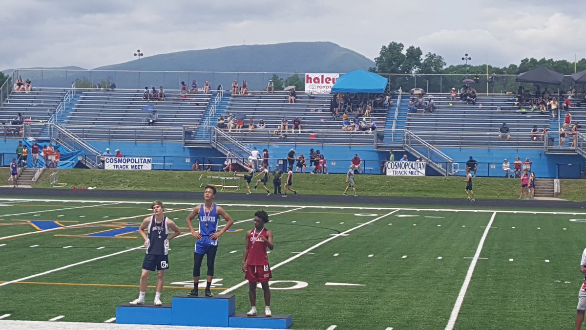 Congratulations to Peyton Lewis! Cosmo Meet boys 100 meter champion!