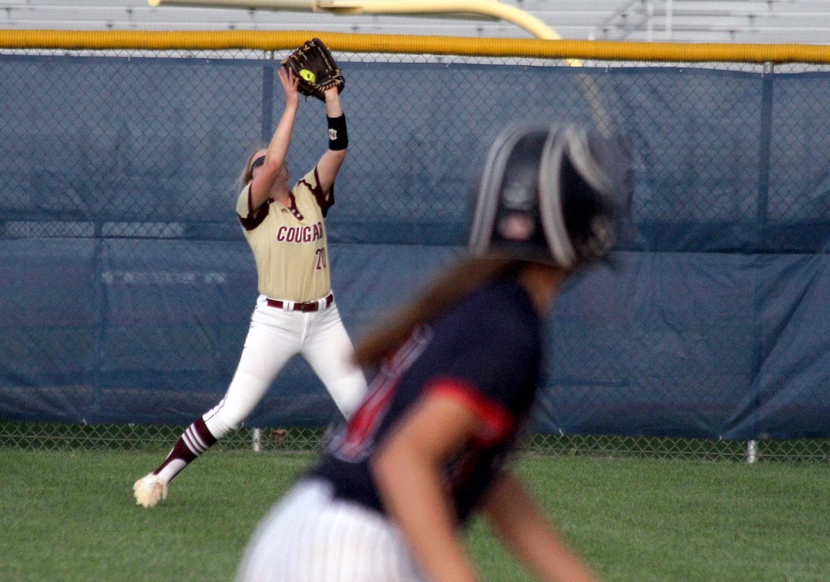 andrewspellman_'s tweet photo. SIGHTS 📸 | Class AAA, Region II, Section 2 tournament. 

The rivalry returns on Monday 🥎 #wvprepsb 

See more: https://t.co/1x81VjyrAM https://t.co/FlIlFpI7WT