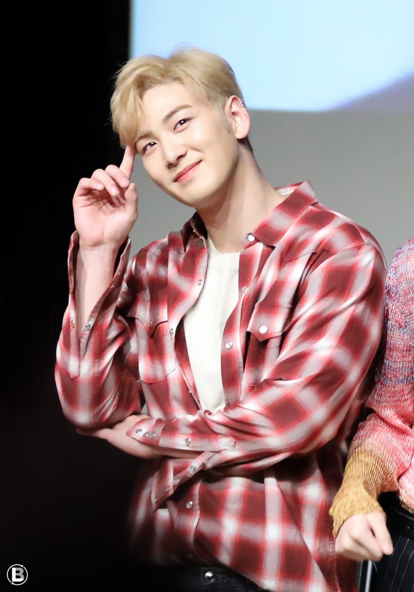 baekho_line's tweet photo. 190504 골생금 
#백호 #강동호 #동호
#뉴이스트 #NUEST https://t.co/PyyV6fNDWv