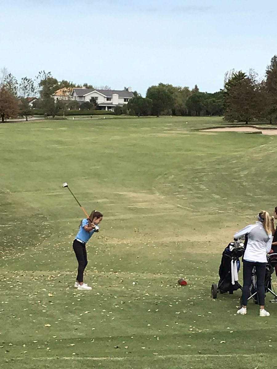 ⛳️#GOLF 🏌️‍♀️🏌️‍♂️ Día de fiesta en La Tahona. Los mejores golfistas de nuestro Pais reunidos en una gran certamen. 🏆 Campeonato Nacional y Uruguayo 2019. ⛳️ 36 hoyos de clasificación.
⏰ Simultáneas 8.00 y 13.15 h.

#elmejorgolfnacional
#ViviLaTahonaGolfClub