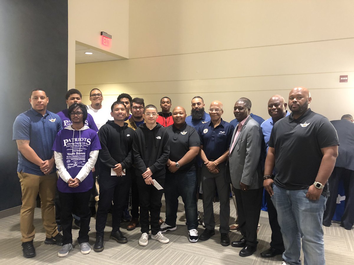 nhspltw1's tweet photo. Patriots flight simulation competition.
@Patriots_Tech 
@PGCPSCTE 
#dcflightclub
@TMOEWINNING https://t.co/k0Ofo1GXJj
