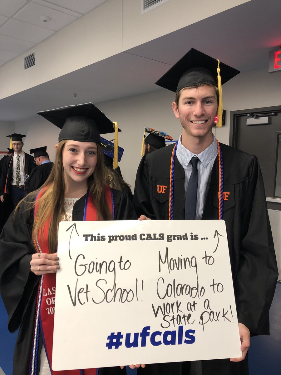 UFCALS's tweet photo. Congratulations to these #UFCALS students graduating with degrees in @UFWildlife and @SFRC_UF! #UFGrad https://t.co/g6mmdwehsu