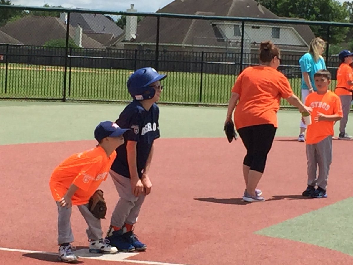 May not be the biggest, but you can’t say he doesn’t want the ball! #BringIt #ThisIsMyBase #MiracleLeague