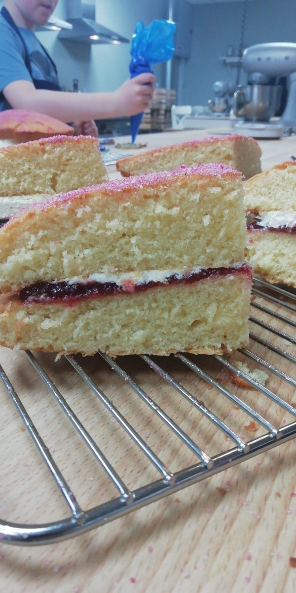 ForestsideCSchl's tweet photo. Boys Bake Off this afternoon @chef_jeffers great bakes 🍰 #kidsbaking #kidsworkshops #kidscooking #kidscookeryclasses #Saturday #cookeryschool #greatfun #Belfast #northernireland https://t.co/1yC6vizr09