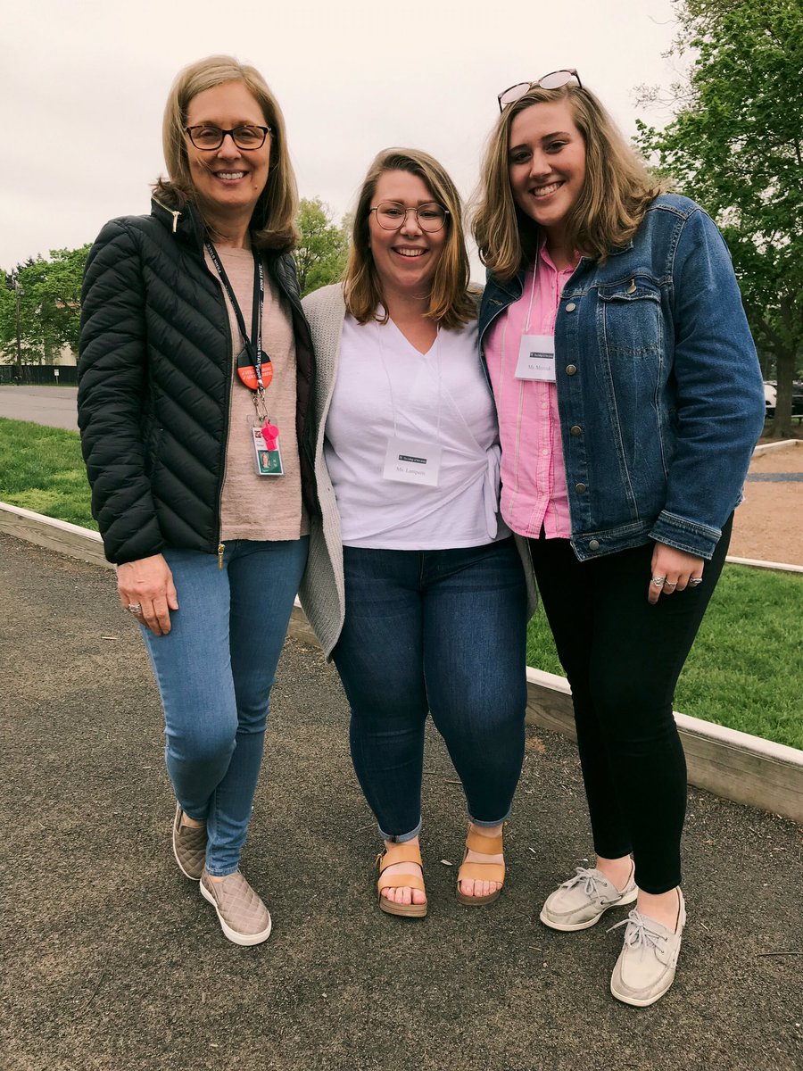 MissLamperti's tweet photo. I can’t believe it’s already time to say goodbye to @HopewellES, @WendyHeiser and her amazing class. Thank you so much to everyone at HES who has made this my best practicum experience yet! I will miss you all so much but I know this isn’t a goodbye, just a see you later 💕 https://t.co/wtcIi1Wcib