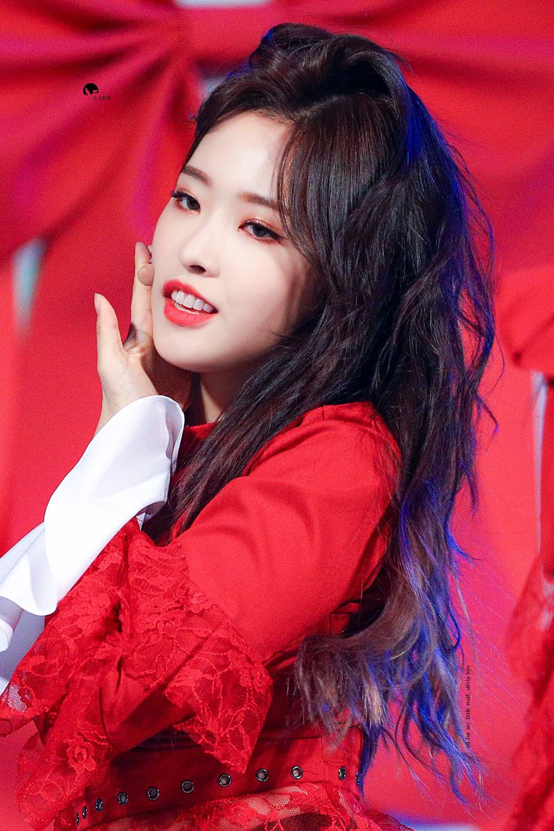 ❥ loona pics on X: art is son hyejoo. t.co3oudjnqnYk  X