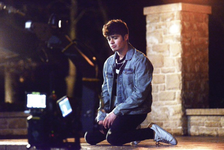 nwademgaz's tweet photo. Max Winslow and the House of Secrets, which was shot in Northwest Arkansas, premieres this summer. SkipStone Pictures’ other Arkansas-filmed movie, F.R.E.D.I., won honors at last year’s Bentonville Film Festival (@BFFfestival) and is streaming on Netflix.
https://t.co/CmiFWv3W0C https://t.co/pAH4WsqHfC