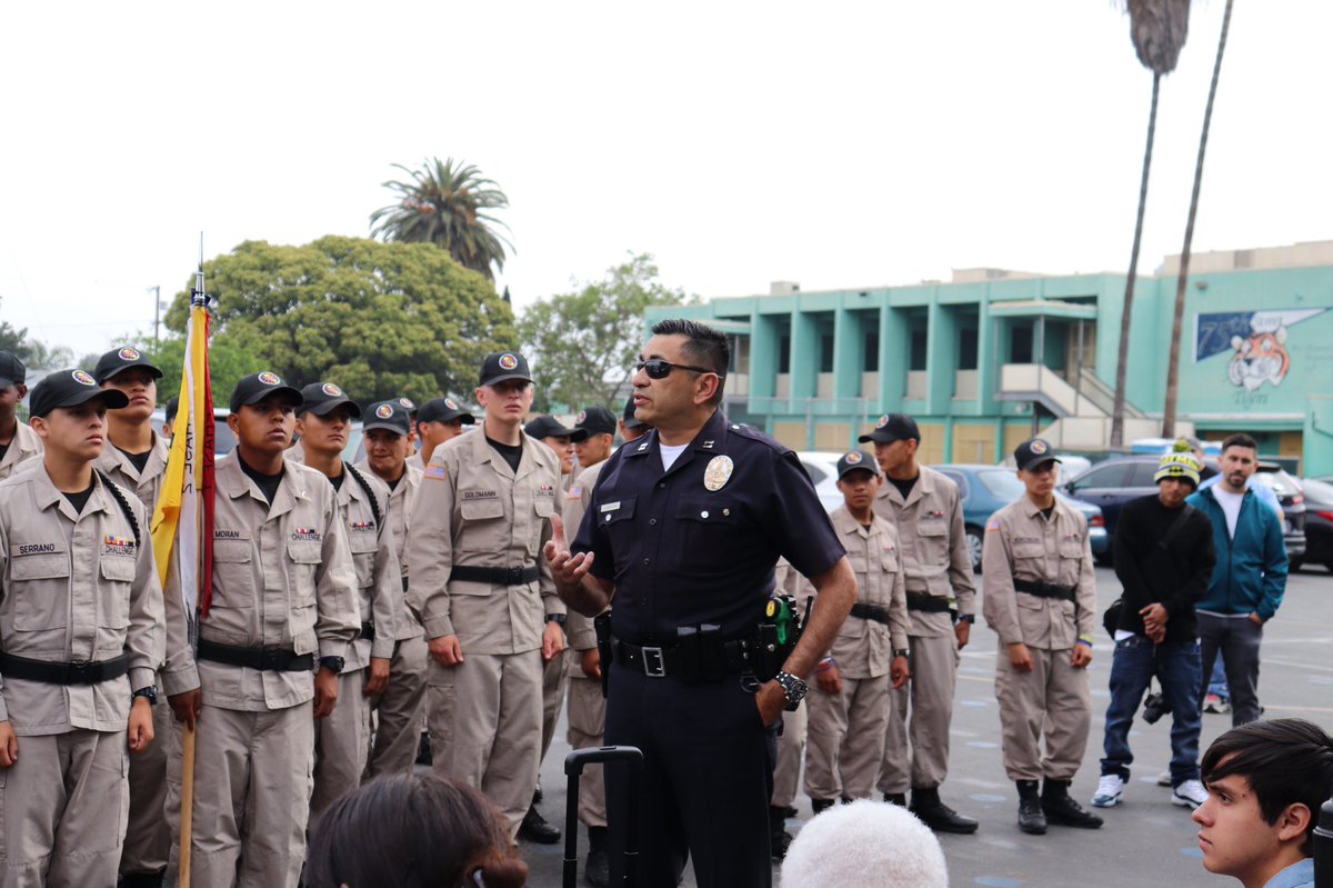 LAPD77thSt's tweet photo. Today our approx. 3 mile Peace March through 77th Street’s area was a beautiful and humbling event. We cannot thank those who attended enough. Without the community, we cannot do our jobs effectively. We would also like to thank all of our sponsors who made this event possible. https://t.co/HDxGxbJQTo