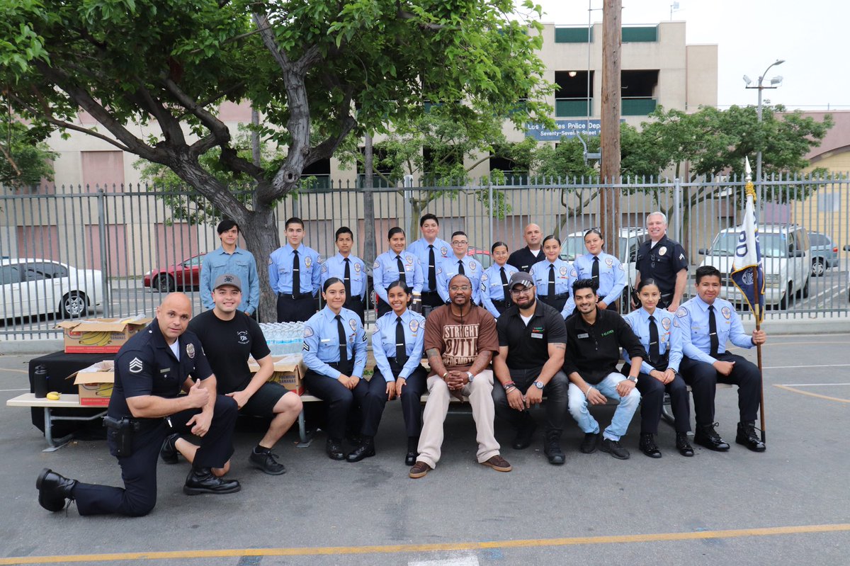 LAPD77thSt tweet picture