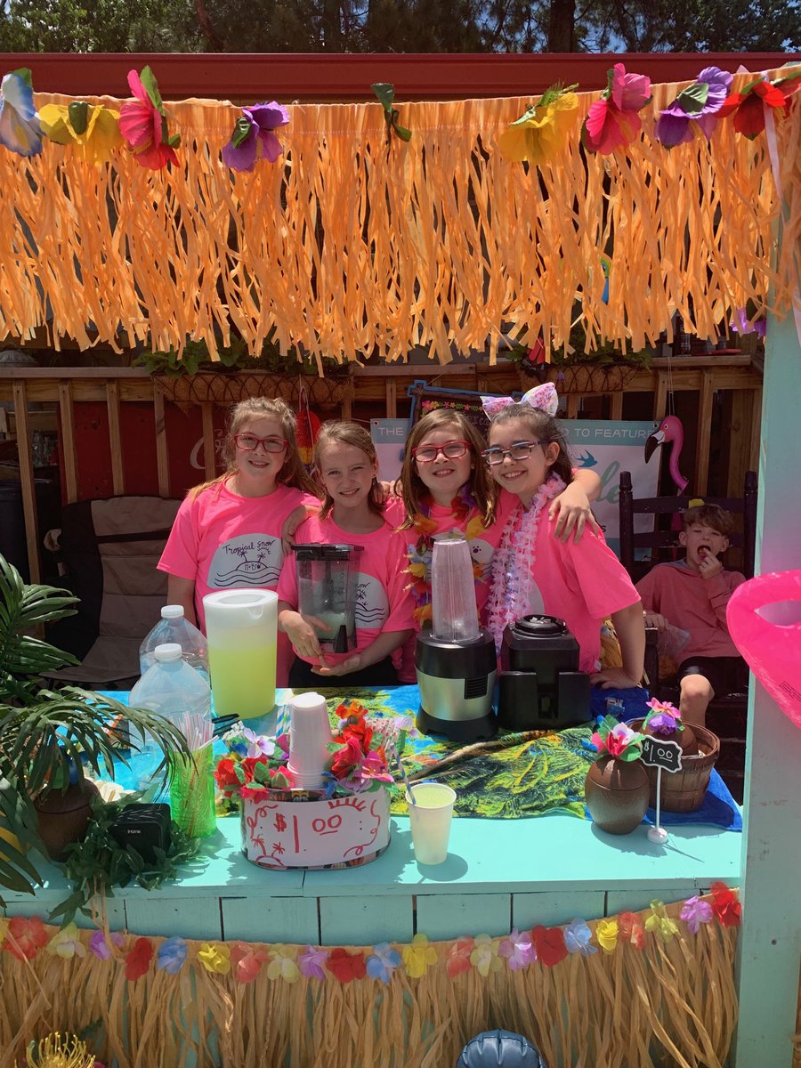 stansell_cindy's tweet photo. Tropical Snow at Market 67! You can get some frozen lemonade and shop too! Bonus!! https://t.co/gO8271Edej