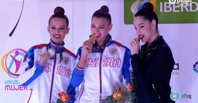 esteruss's tweet photo. Podium AA individual #RG_WCupESP
🥇 Aleksandra Soldatova 
🥈 Ekaterina Selezneva
🥉 Alexandra Agiurgiuculese https://t.co/y1NEFH6xhf