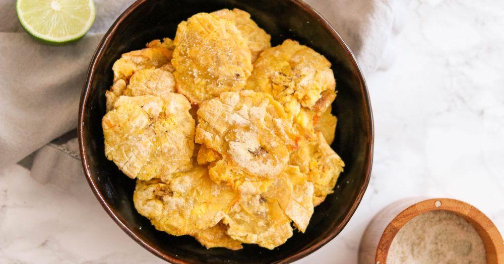 NerdyMil's tweet photo. These paleo air fryer tostones make the most addicting snack while being extra easy and crispy in the air fryer! You can use minimal amount of oil for this Whole30 and vegan recipe without any frying or splattering. https://t.co/S7OmndAvqz https://t.co/6c4Q1mo3xb