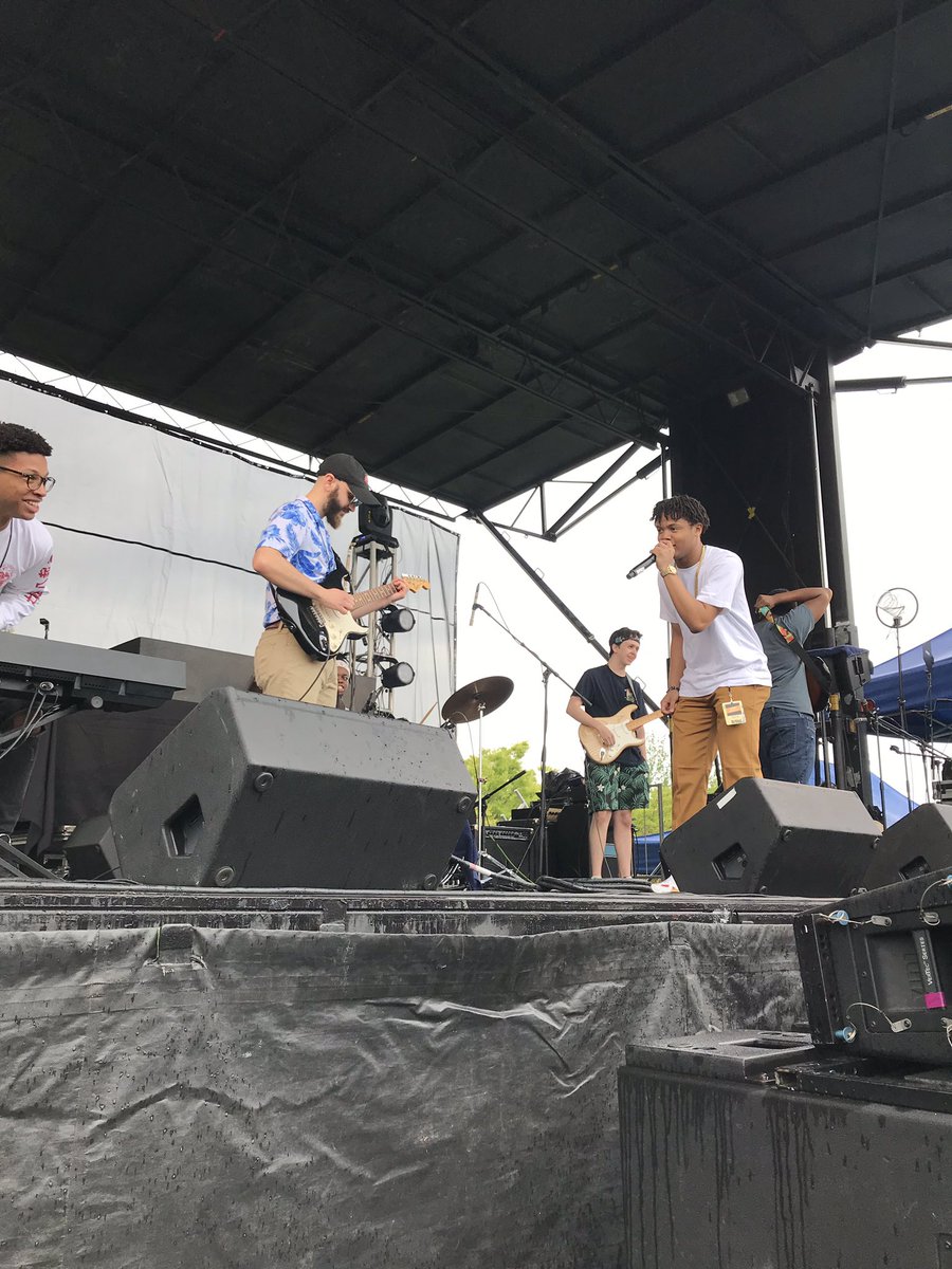 HOFMUSICFEST's tweet photo. Just WOW! @thewaveraps are amazing!! Come check them out at the Intramural Fields right now!! #hofstramusicfest2019 https://t.co/dYfiRnOcYb
