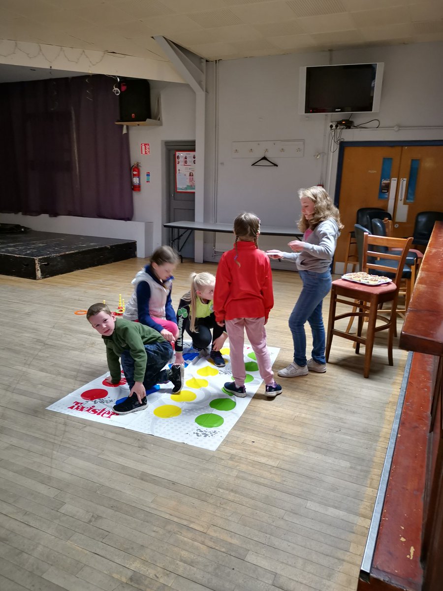 ParkGreenfield's tweet photo. Our first #nationalcommunityweekend and it didn't disappoint! Thank you to everyone who came along last night to see @colourofeight and today for our Coffee Morning! Fantastic to see so many new faces. βπΈπππΌ#thebighello https://t.co/j8PZXFb9Wt