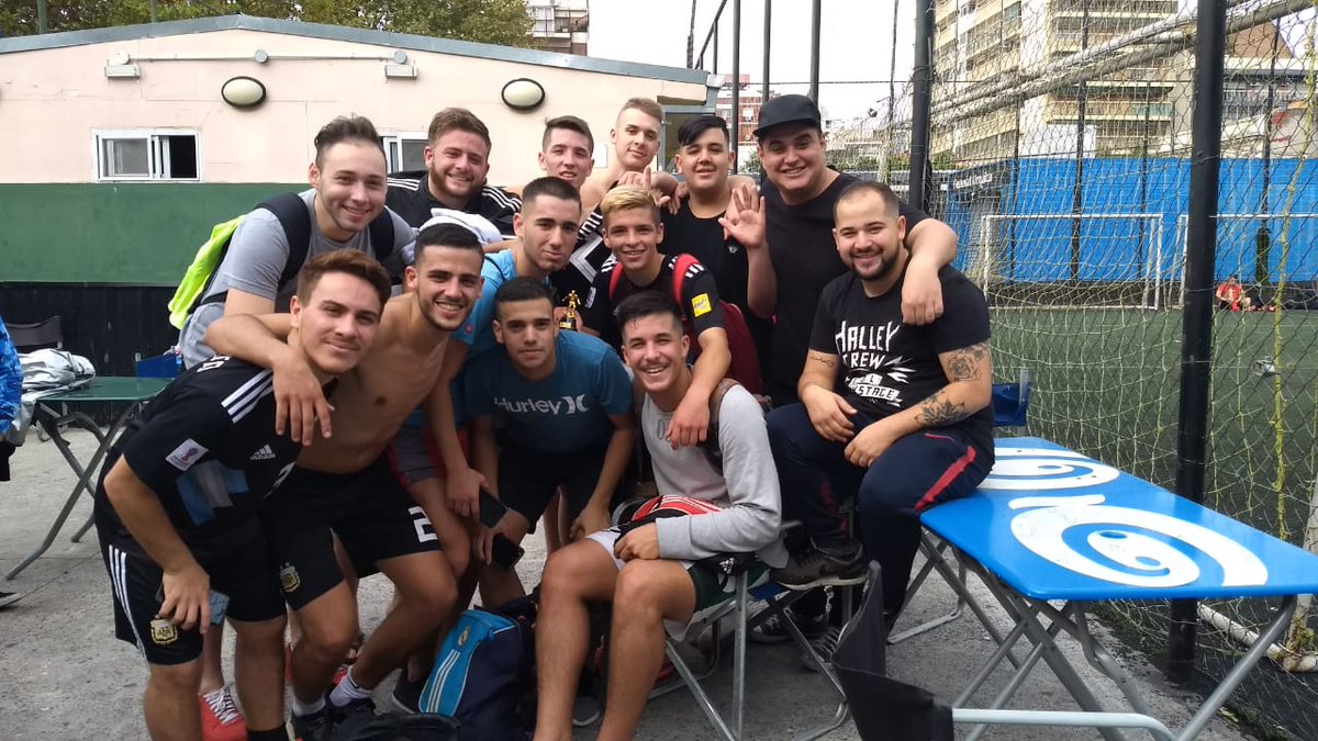 lagarena's tweet photo. #DeportivoMaipu gano 7 a 3 contra #KiricichoFC por el #TorneoLaGarena #FutbolAmateur #Futbol8 #Sábados https://t.co/gjqKvmBgNr