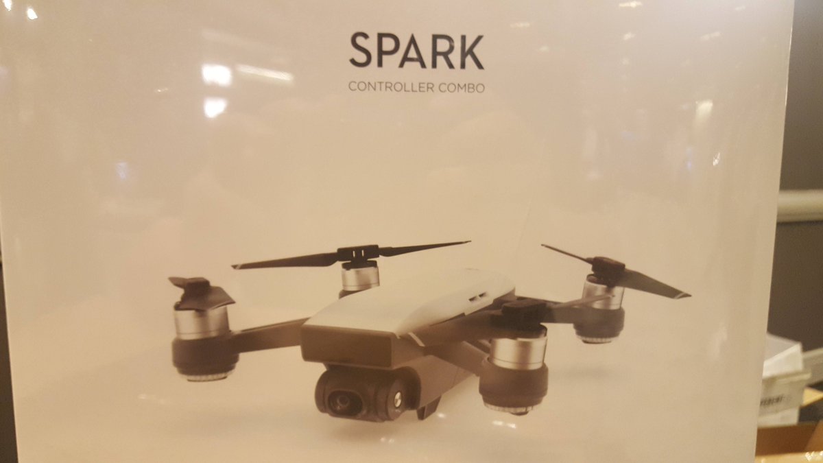 CarlSSwanson's tweet photo. Judging 4 the IBM prize @ the American Airlines Hackwars 6, great job to all the teams! We'll see who wins top AA prizes, or maybe 1 of these awesome @IBMcloud @cloudfoundry / @IKS_IBMCloud -enabled drones (Ok, not really IBM Cloud-enabled, but how cool would that be?!) @dwakeman https://t.co/l6iTi7Eo2q