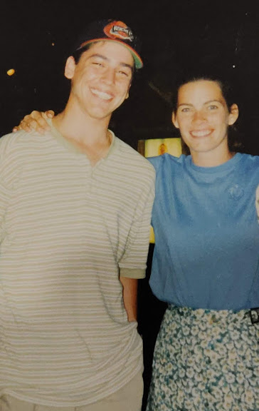 cardplayerlife's tweet image. Random blast from the past... was going through old pictures today and came across this awesome one.

That time I bumped into Olympian @NancyAKerrigan back when I was 15 at @WaltDisneyWorld. #stillafan