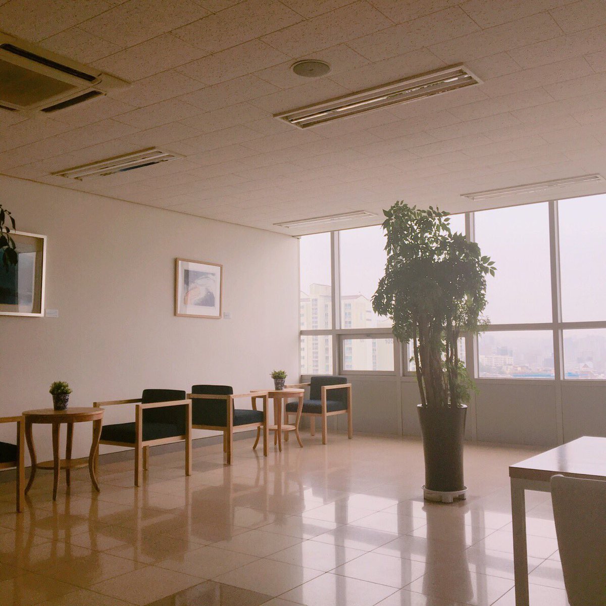 __sswu's tweet photo. 학교 곳곳 https://t.co/jrx2EJqNMv