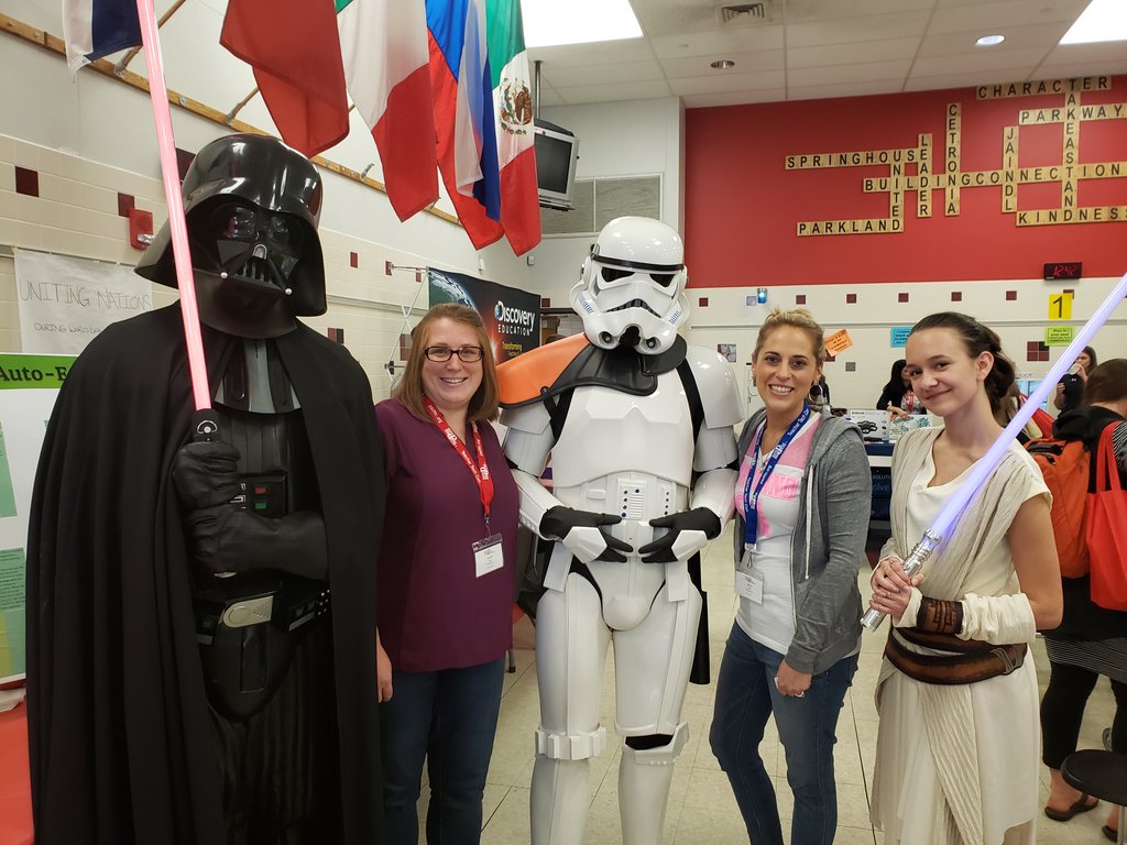 amyhm18's tweet photo. @teachertechcon #psd May the force be with us!  Former #omsjags as Storm Troopers and Keynote Speakers! https://t.co/zDvS3eMoip