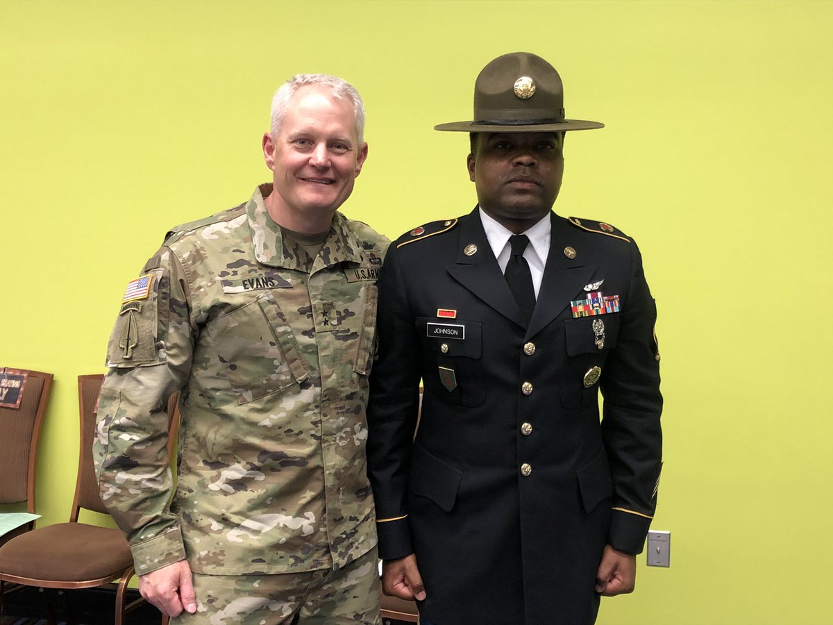 JohnEvans1988's tweet photo. Don’t have to look far to find #ArmySOF @USASOCNews! Thanks for the fabulous drill inspection work, Drill Sergeant Johnson! @ArmyROTC @arsoac @USArmySR2 #alwaysflytheairplane #nhsdtc https://t.co/N0ToZ2ATTQ