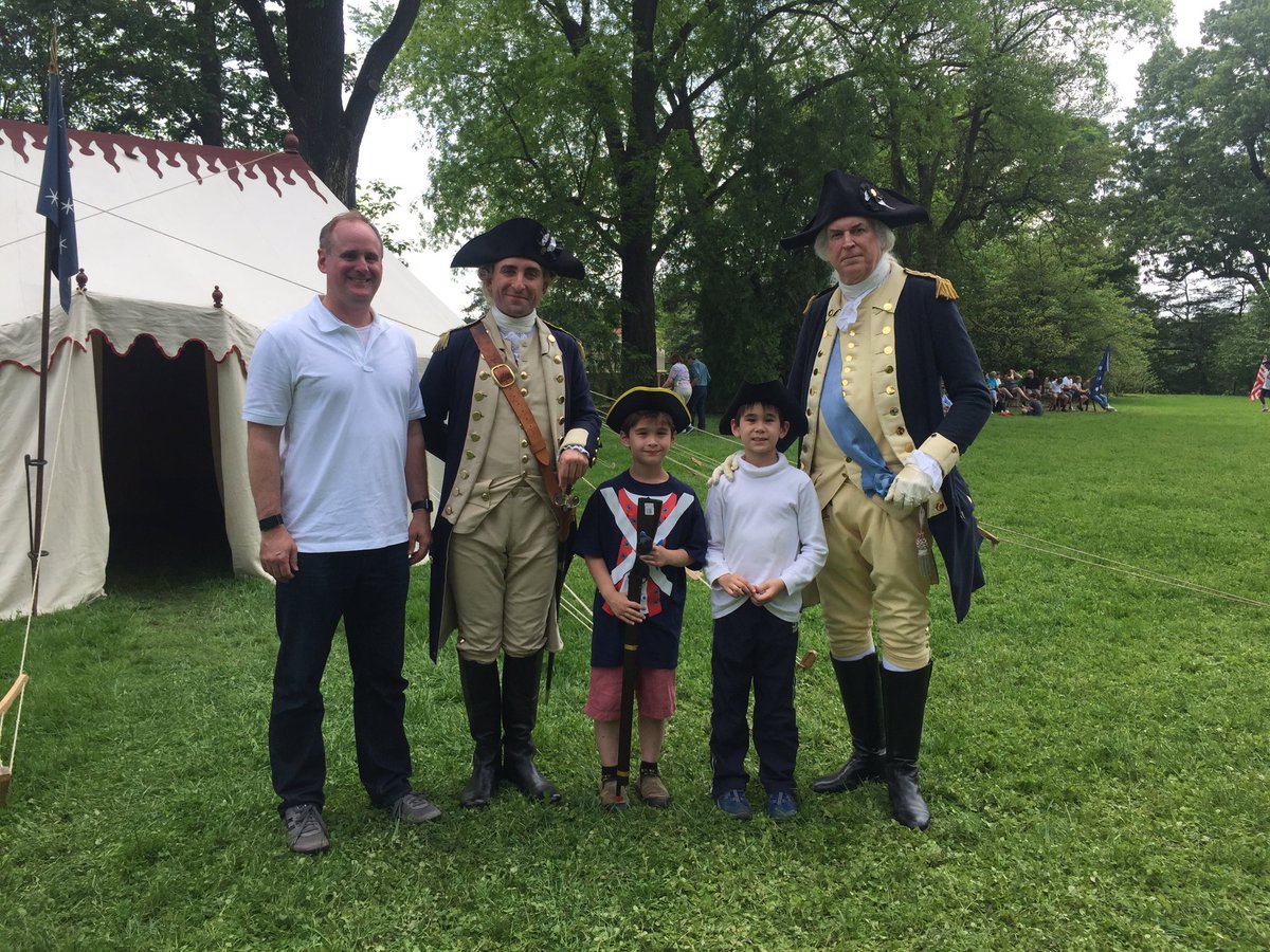 JimZiglar's tweet photo. Very excited to meet George Washington and the Marquis de Lafayette at Mount Vernon #RevWarMV https://t.co/BZm1LstPGB