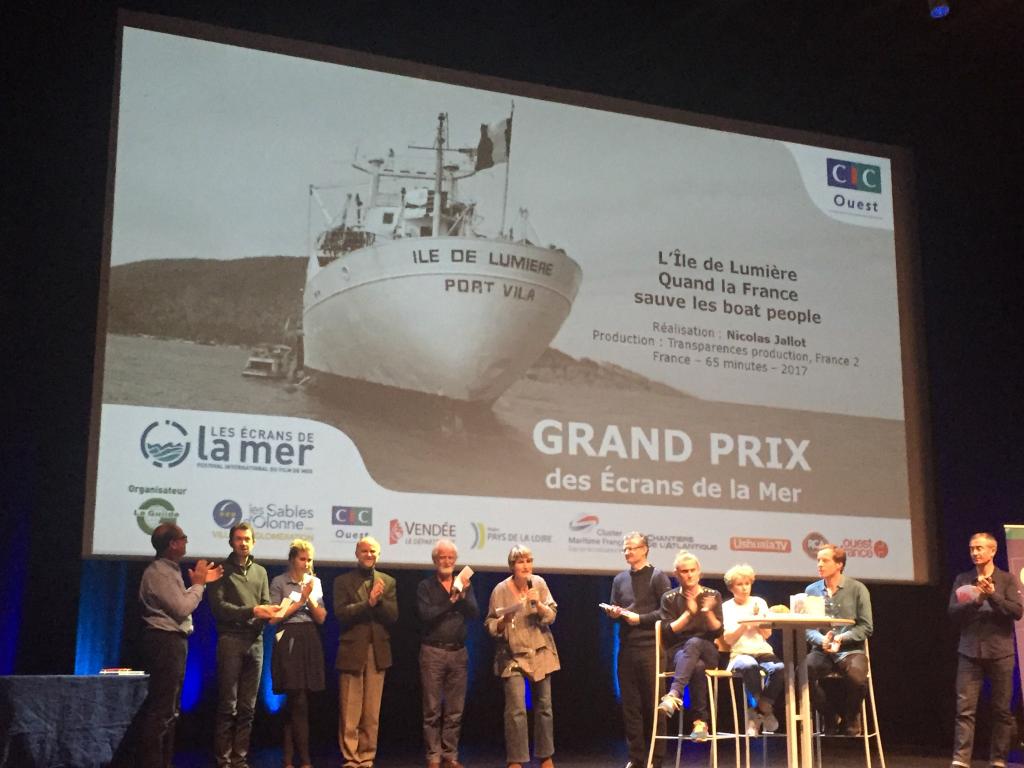 Laurent METRAL (@lmetral44) on Twitter photo <a href="/EcransDeLaMer/">LES ECRANS DE LA MER</a>. Grand prix #CICOuest du festival à "L'Ile de Lumière qd la France sauve les boat people". Félicitations à son réalisateur Nicolas Jallot ! <a href="/EcransDeLaMer/">LES ECRANS DE LA MER</a>. Grand prix #CICOuest du festival à "L'Ile de Lumière qd la France sauve les boat people". Félicitations à son réalisateur Nicolas Jallot !